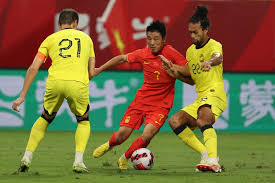 英超-萨拉赫破门梅里诺处子球 阿森纳2-2利物浦.